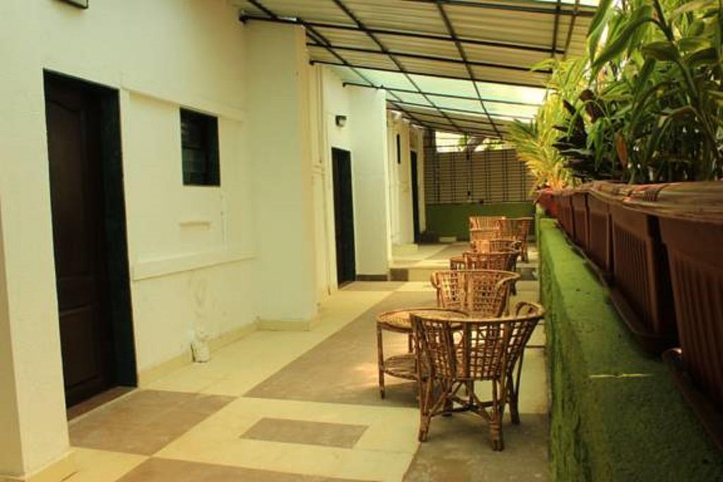 Urban Ville Hotel Pune Exterior photo